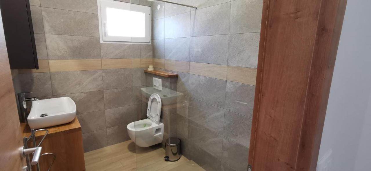 טולמין Apartmaji Tmaynka מראה חיצוני תמונה